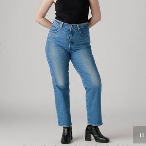 Levi’s Ribcage Straight Ankle jeans, Size 31